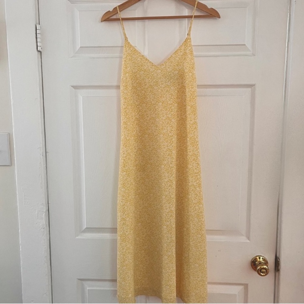 NWOT Forever 21 Midi Floral Dress